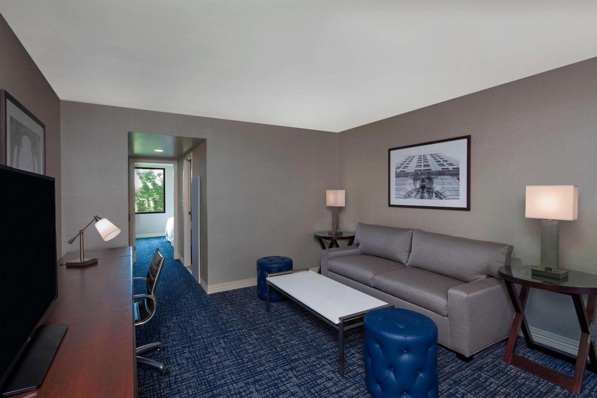 Sheraton Suites Philadelphia Airport Extérieur photo
