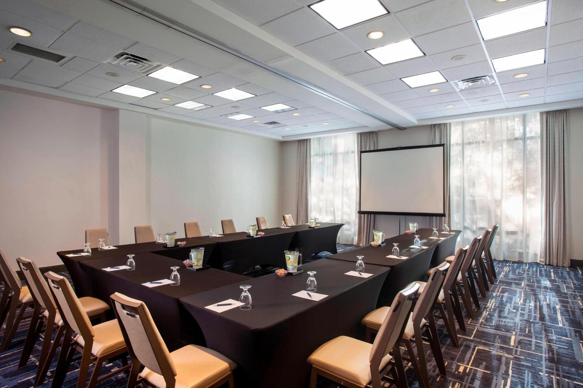 Sheraton Suites Philadelphia Airport Extérieur photo