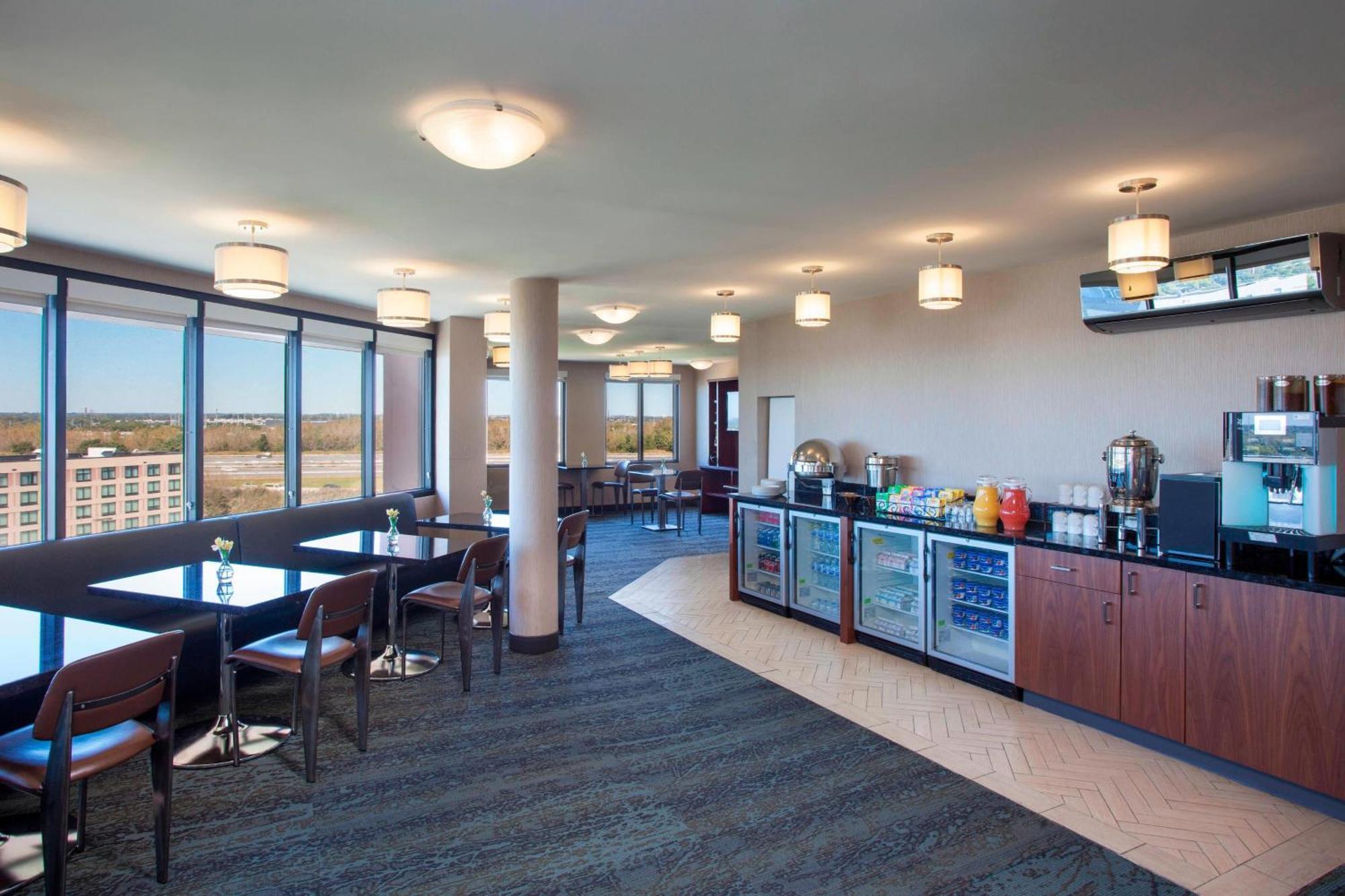 Sheraton Suites Philadelphia Airport Extérieur photo