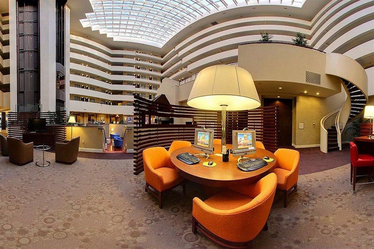 Sheraton Suites Philadelphia Airport Extérieur photo