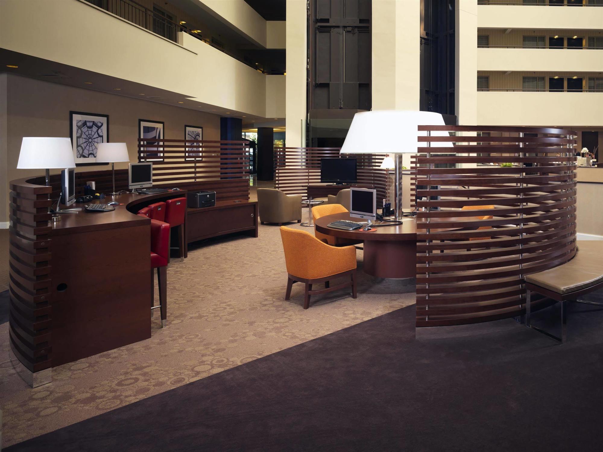 Sheraton Suites Philadelphia Airport Extérieur photo